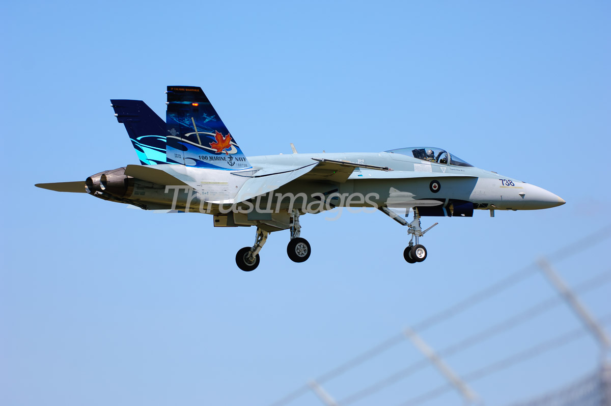 McDonnell Douglas CF-188A Hornet (CF-18A) 188738 (cn 0275/A221)